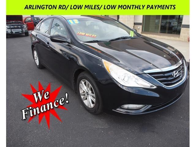 2013 HYUNDAI Sonata