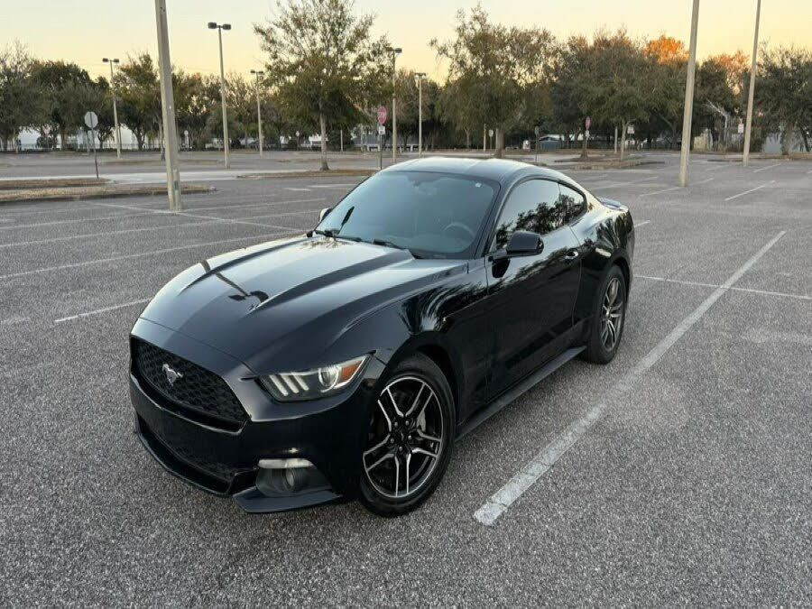 2015 FORD Mustang