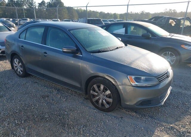 2013 VOLKSWAGEN Jetta