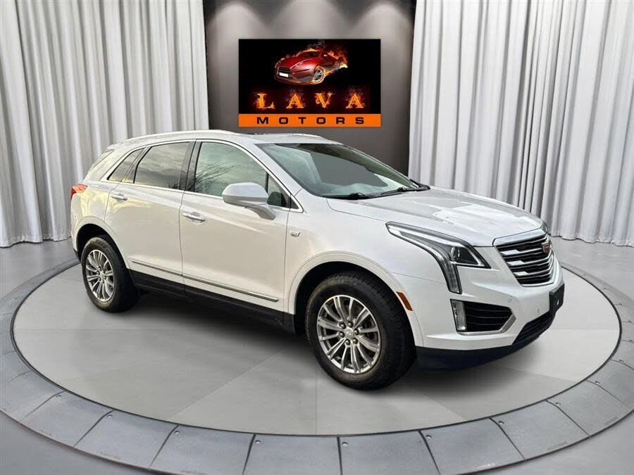2017 CADILLAC XT5