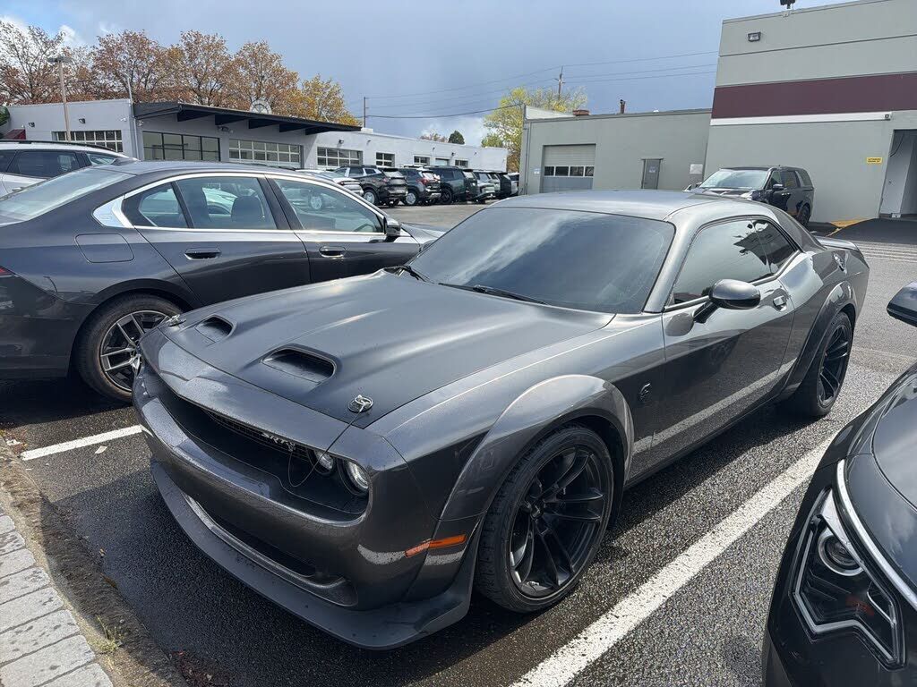2020 DODGE Challenger