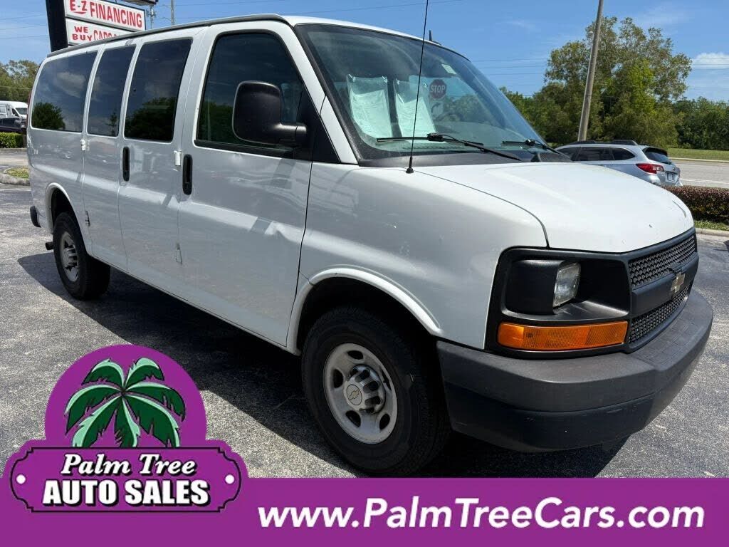 2011 CHEVROLET Express