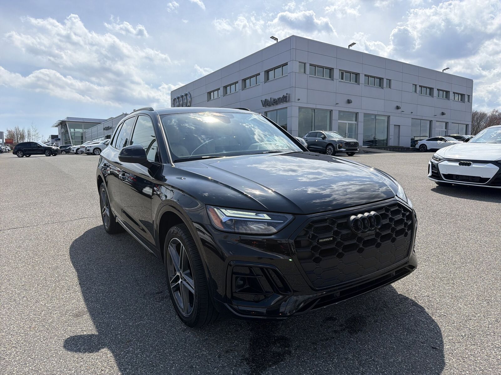 2024 AUDI Q5 e
