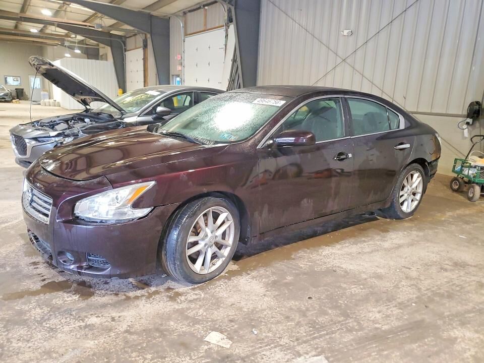 2014 NISSAN Maxima