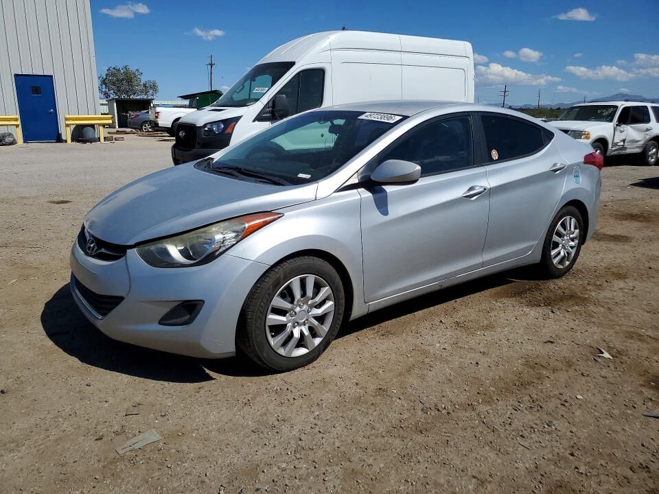 2012 HYUNDAI Elantra