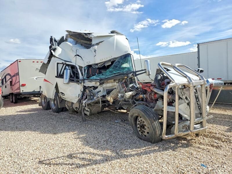 2023 KENWORTH T680