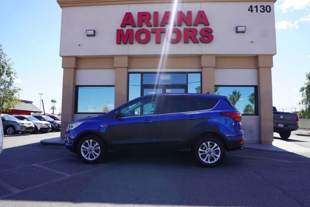 2019 FORD Escape