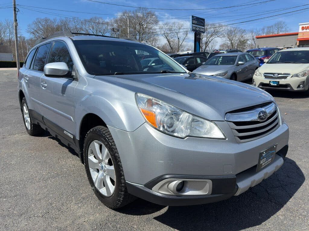 2012 SUBARU Outback