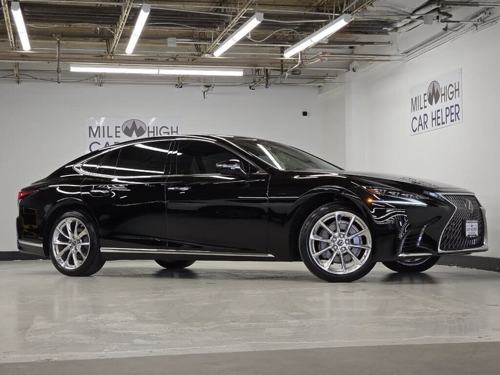 2019 LEXUS LS