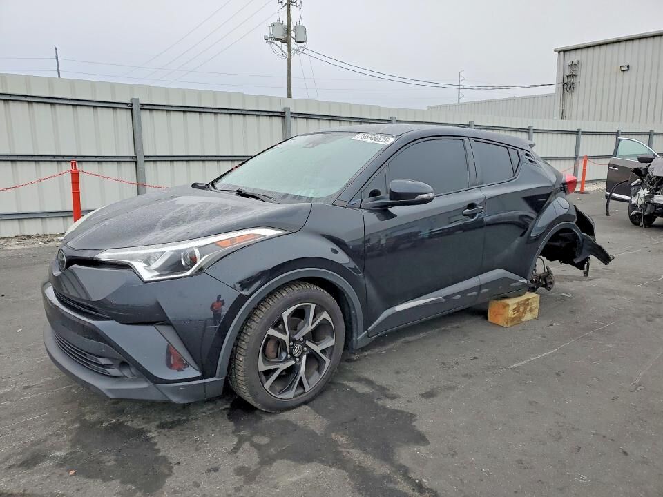 2019 TOYOTA C-HR