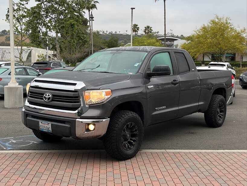2015 TOYOTA Tundra