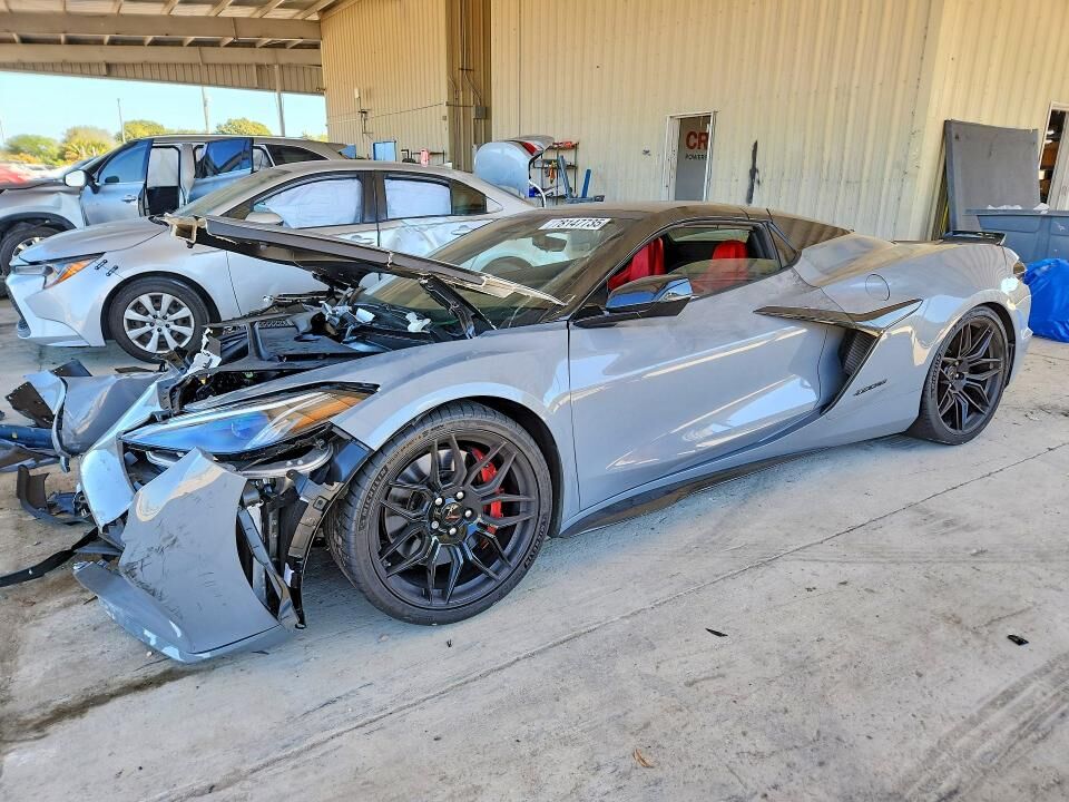 2025 CHEVROLET Corvette