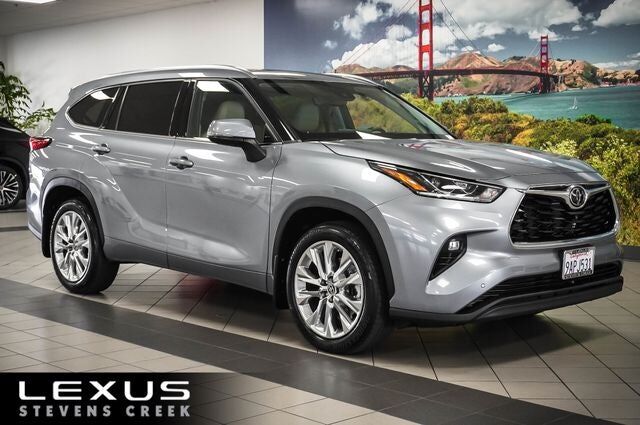 2022 TOYOTA Highlander