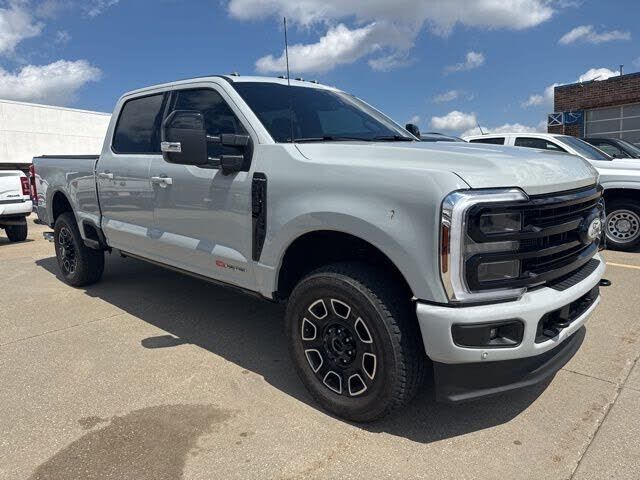 2025 FORD F-350