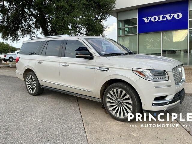 2019 LINCOLN Navigator L