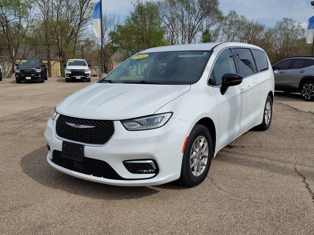 2024 CHRYSLER Pacifica