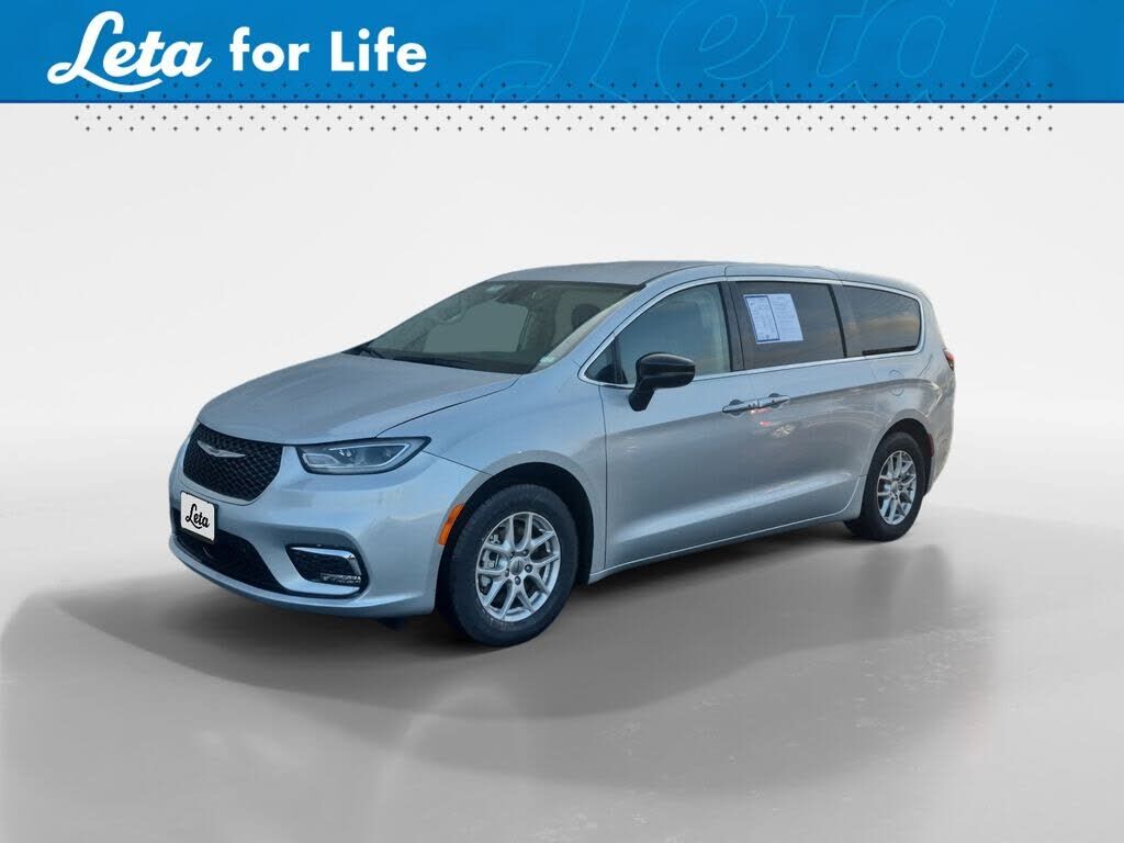 2024 CHRYSLER Pacifica