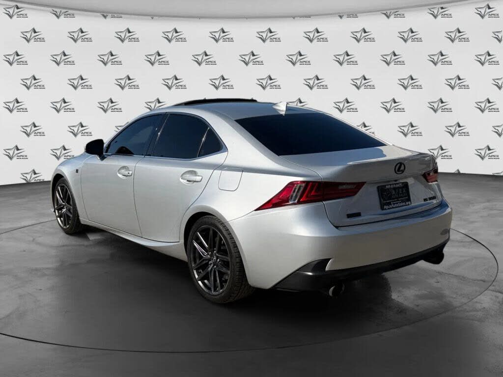 2016 LEXUS IS