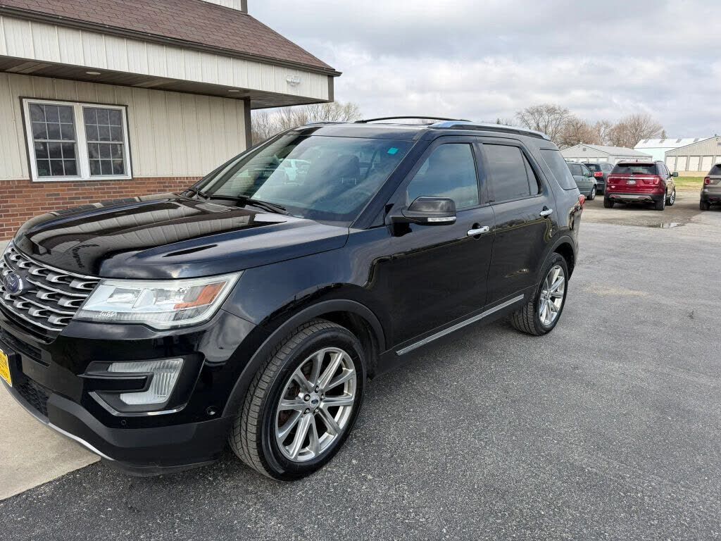 2017 FORD Explorer