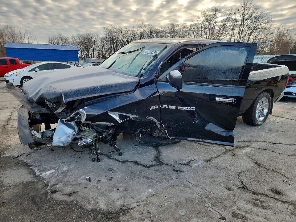 2012 DODGE Ram