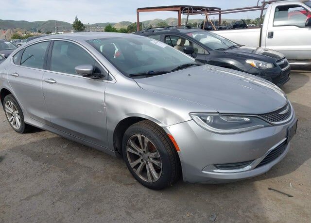 2015 CHRYSLER 200
