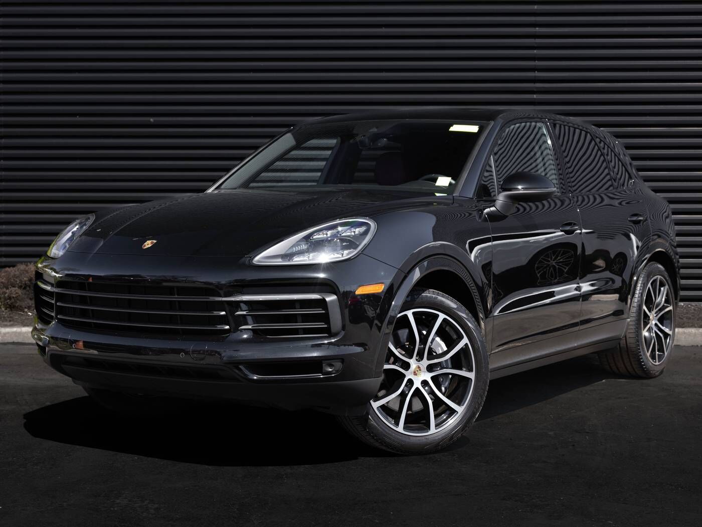 2022 PORSCHE Cayenne