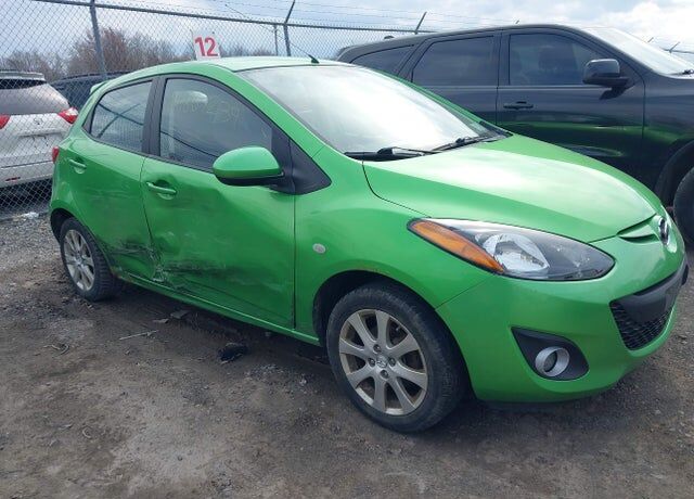 2012 MAZDA Mazda2