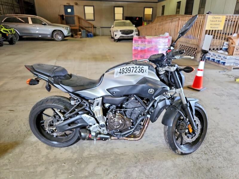 2017 YAMAHA FZ07