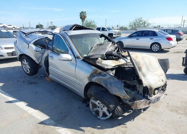 2003 MERCEDES-BENZ C-Class