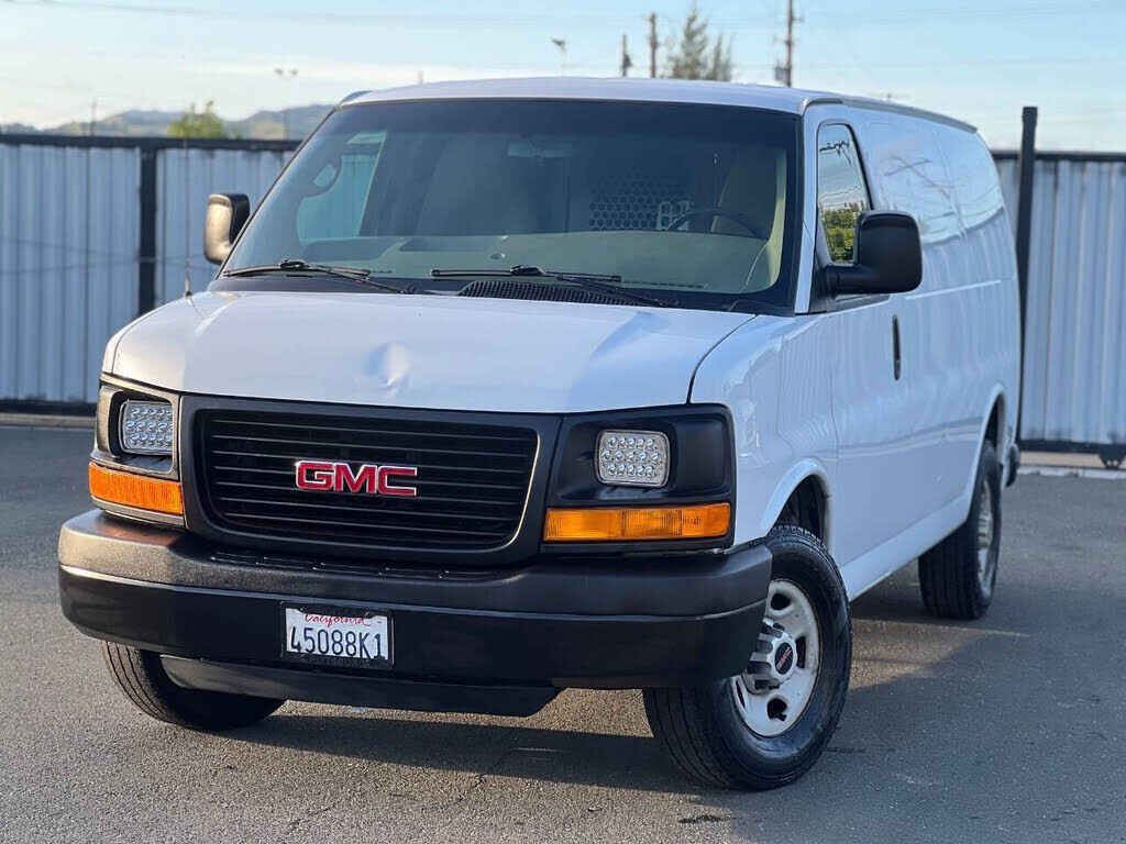 2013 GMC Savana
