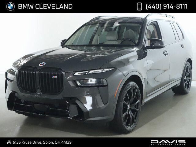 2023 BMW X7