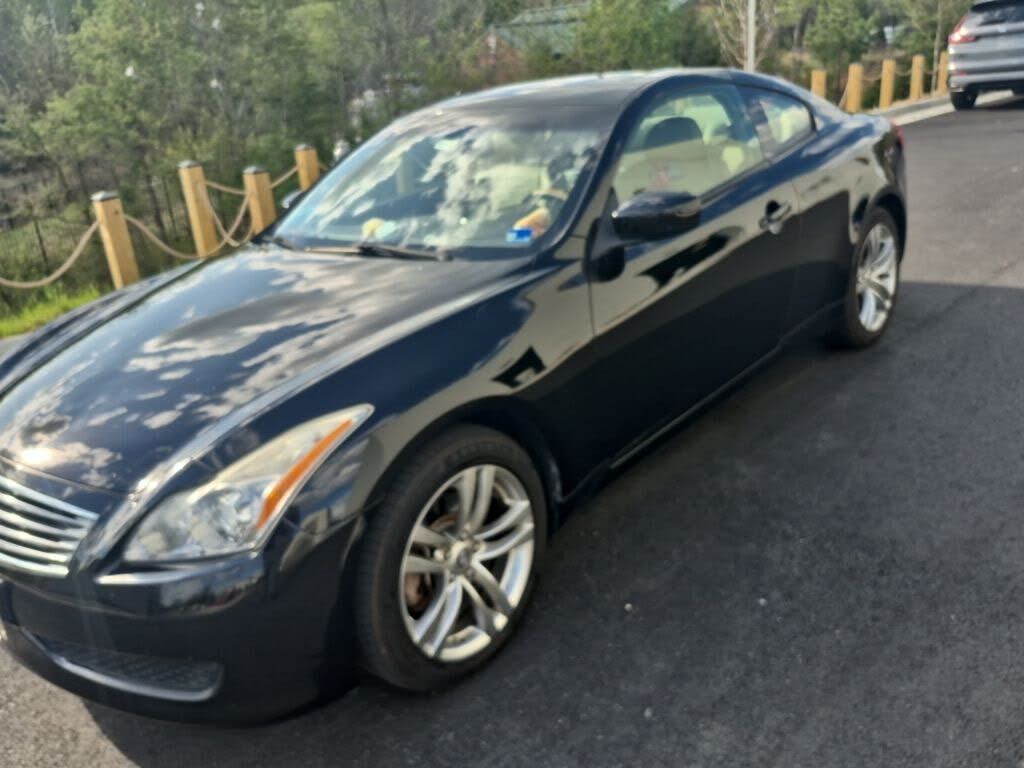 2009 INFINITI G37