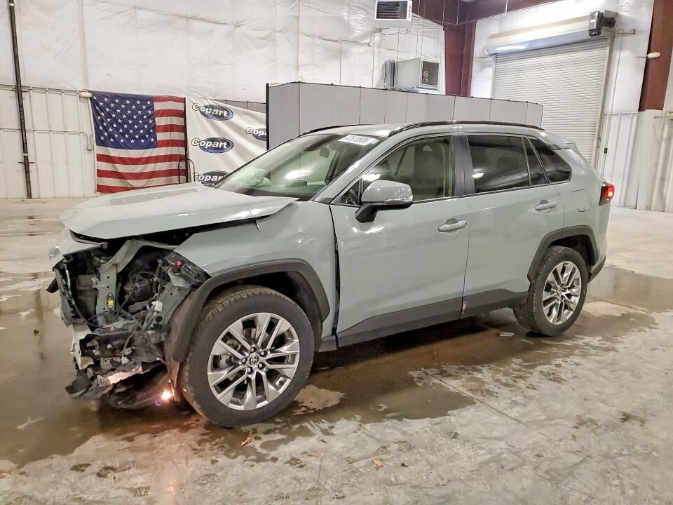2020 TOYOTA RAV4
