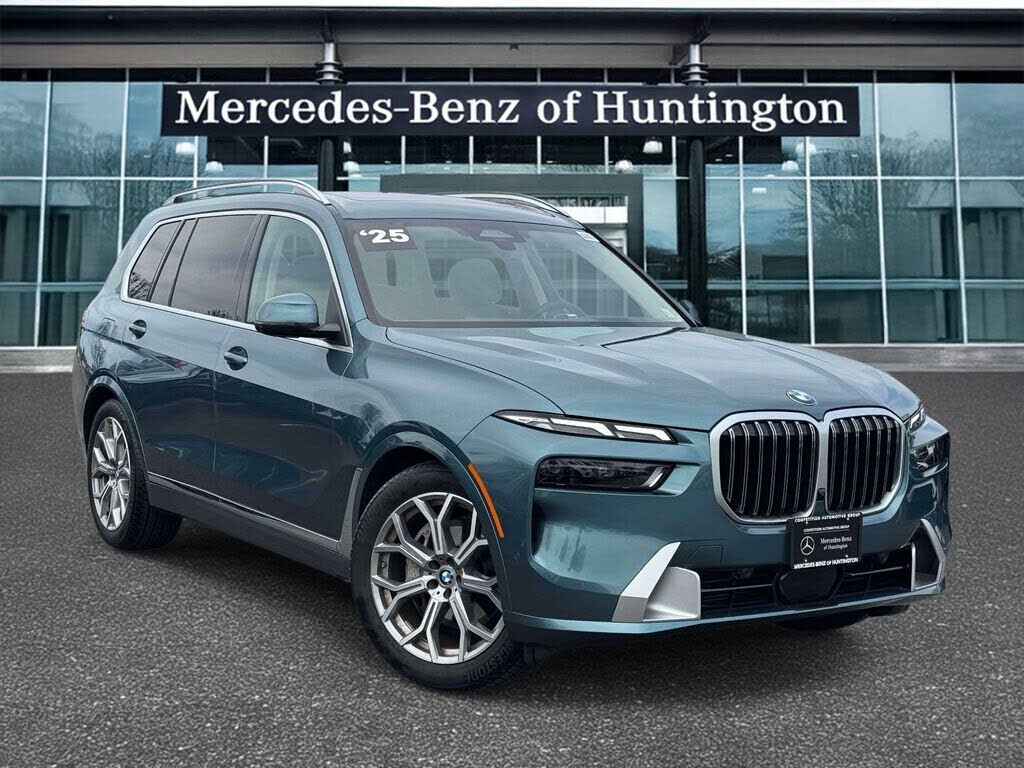 2025 BMW X7