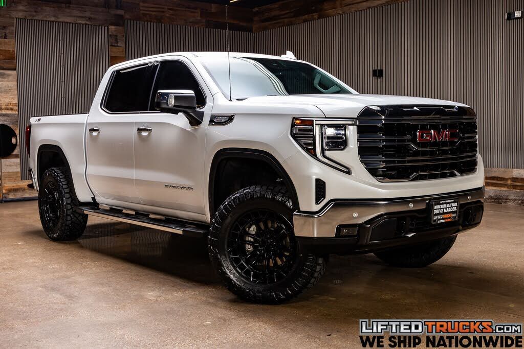 2023 GMC Sierra