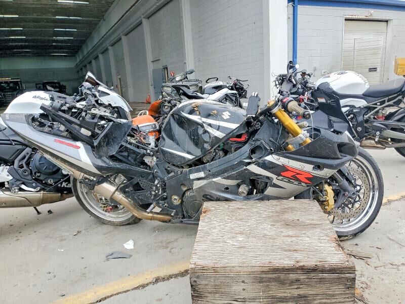 2004 SUZUKI GSX-R1000K