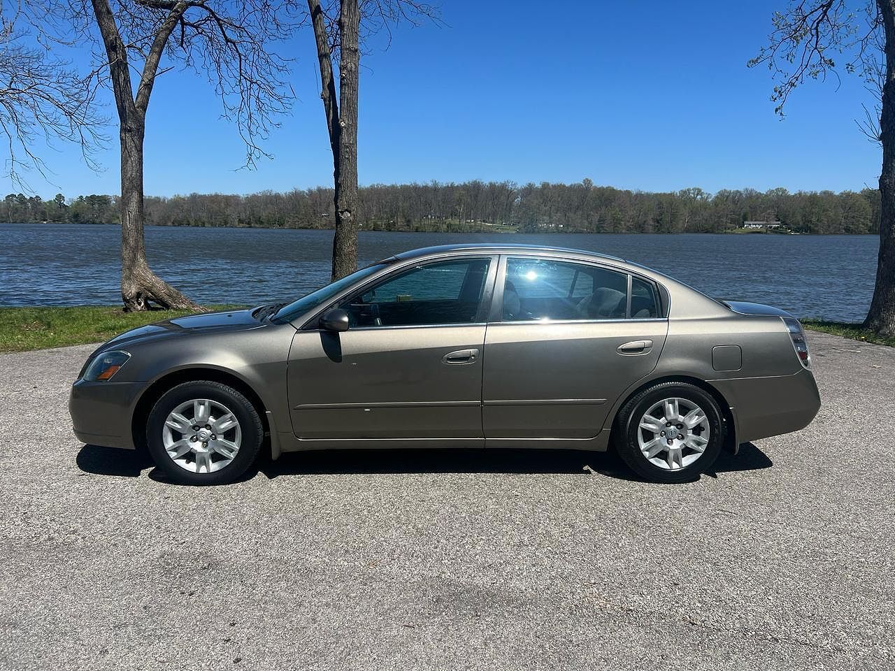 2005 NISSAN Altima