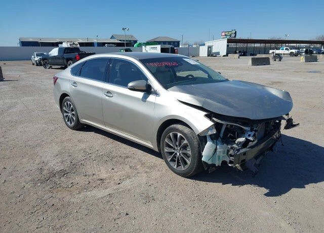 2018 TOYOTA Avalon