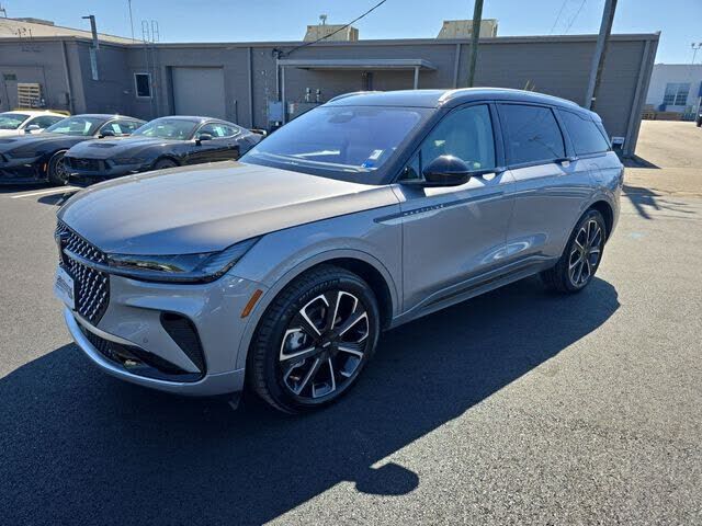 2025 LINCOLN Nautilus