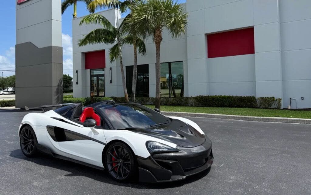 2019 MCLAREN 570S
