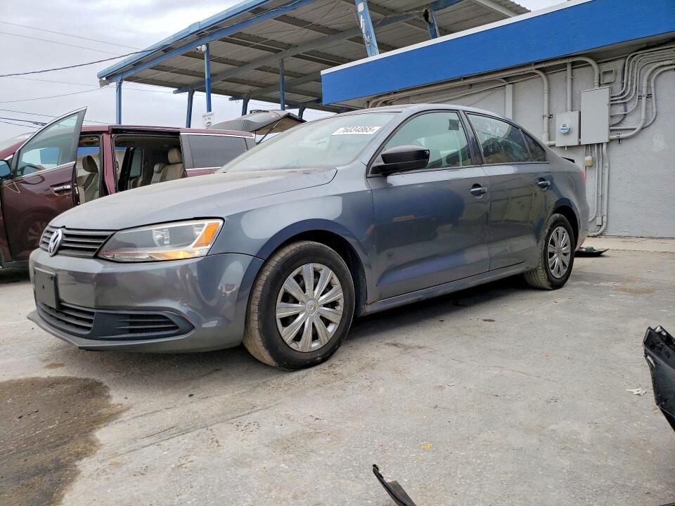 2012 VOLKSWAGEN Jetta