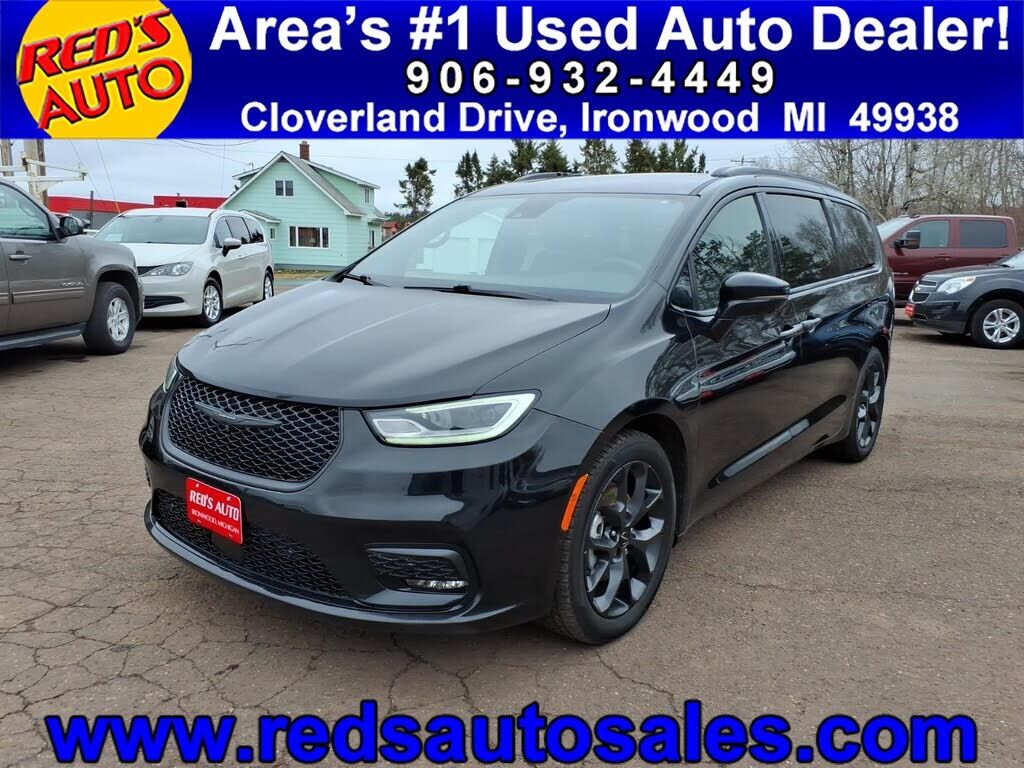 2022 CHRYSLER Pacifica