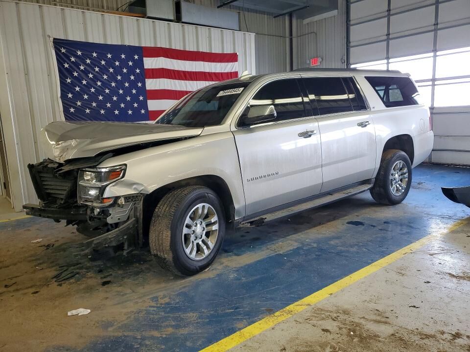 2018 CHEVROLET Suburban