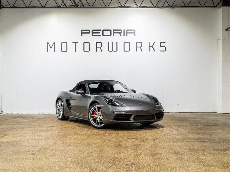 2017 PORSCHE Boxster