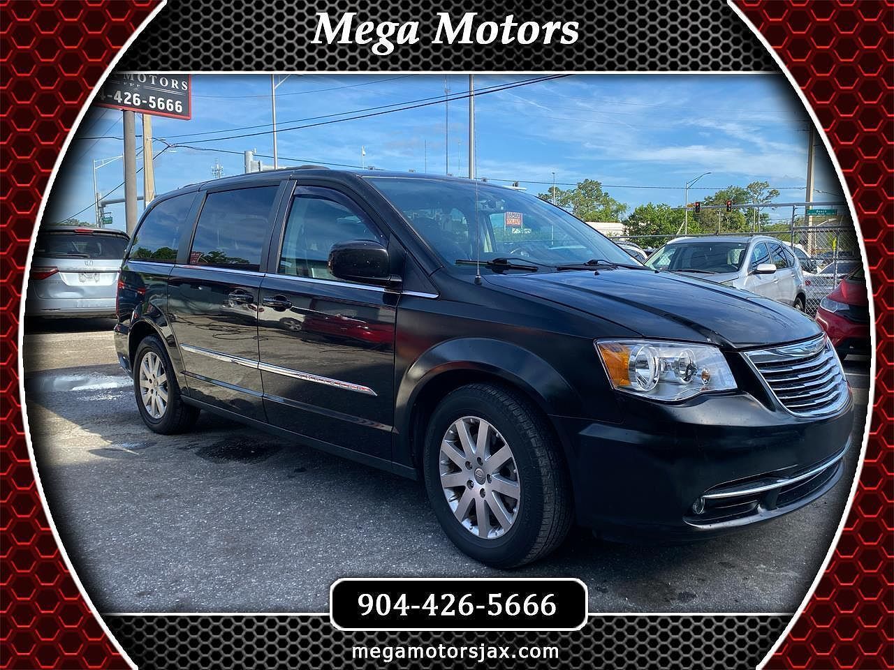 2014 CHRYSLER Town and Country