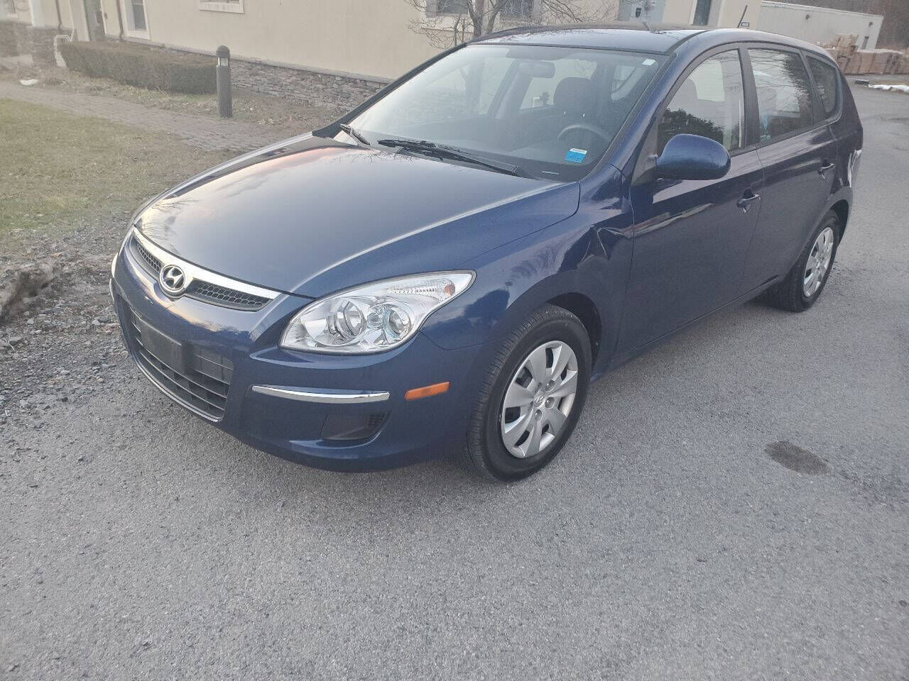 2012 HYUNDAI Elantra