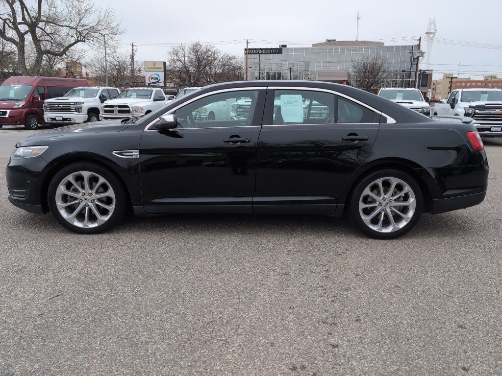 2016 FORD Taurus