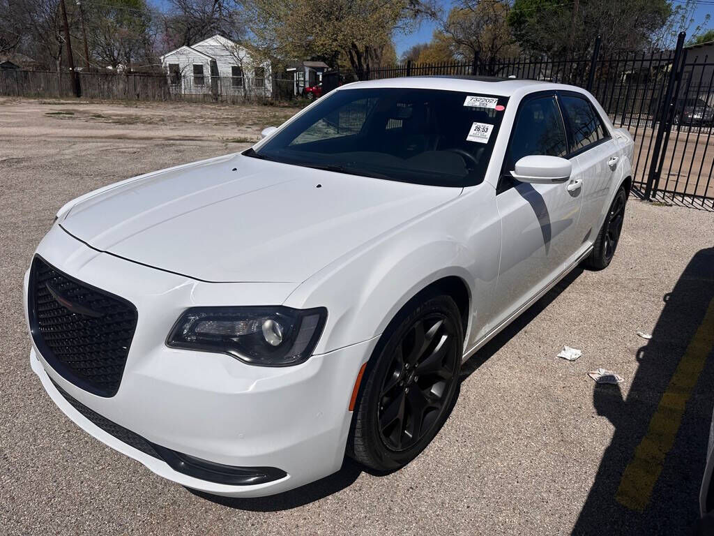 2023 CHRYSLER 300