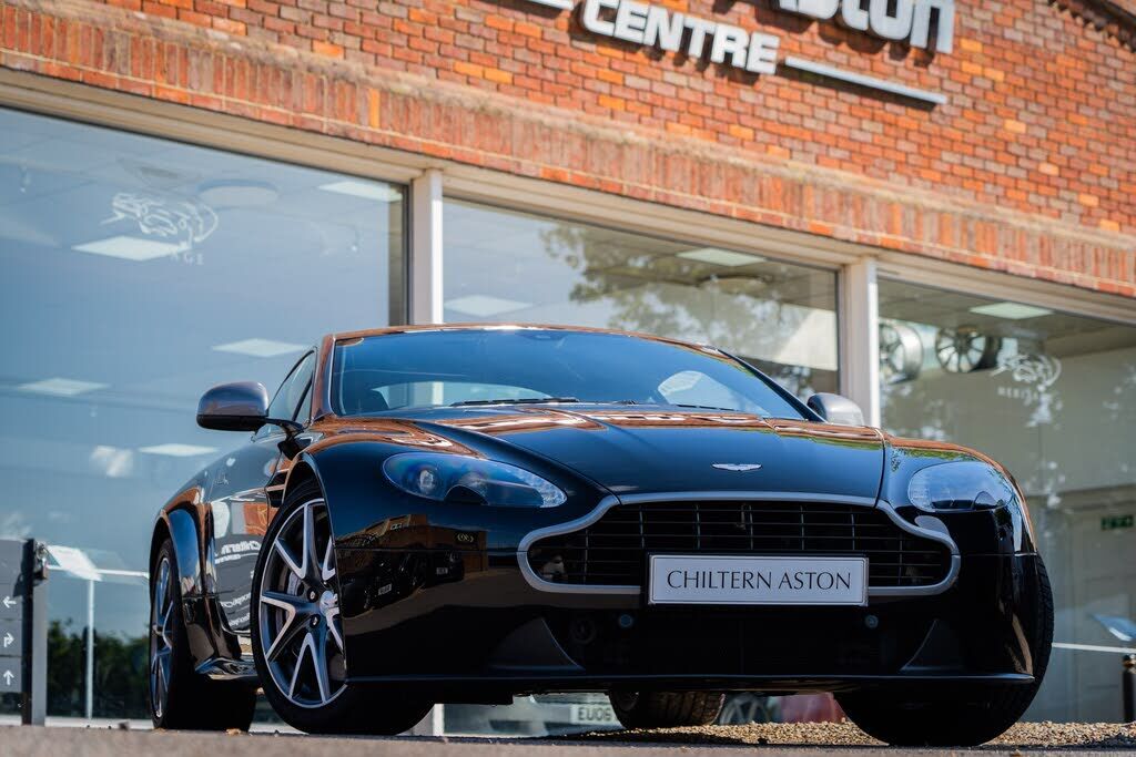 Aston Martin V8 Vantage