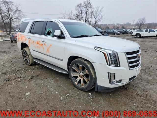 2017 CADILLAC Escalade